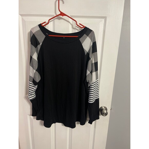Women’s Plus Size Long Sleeve Black Plaid Tunic Size 3X New Without Tags - Picture 1 of 6
